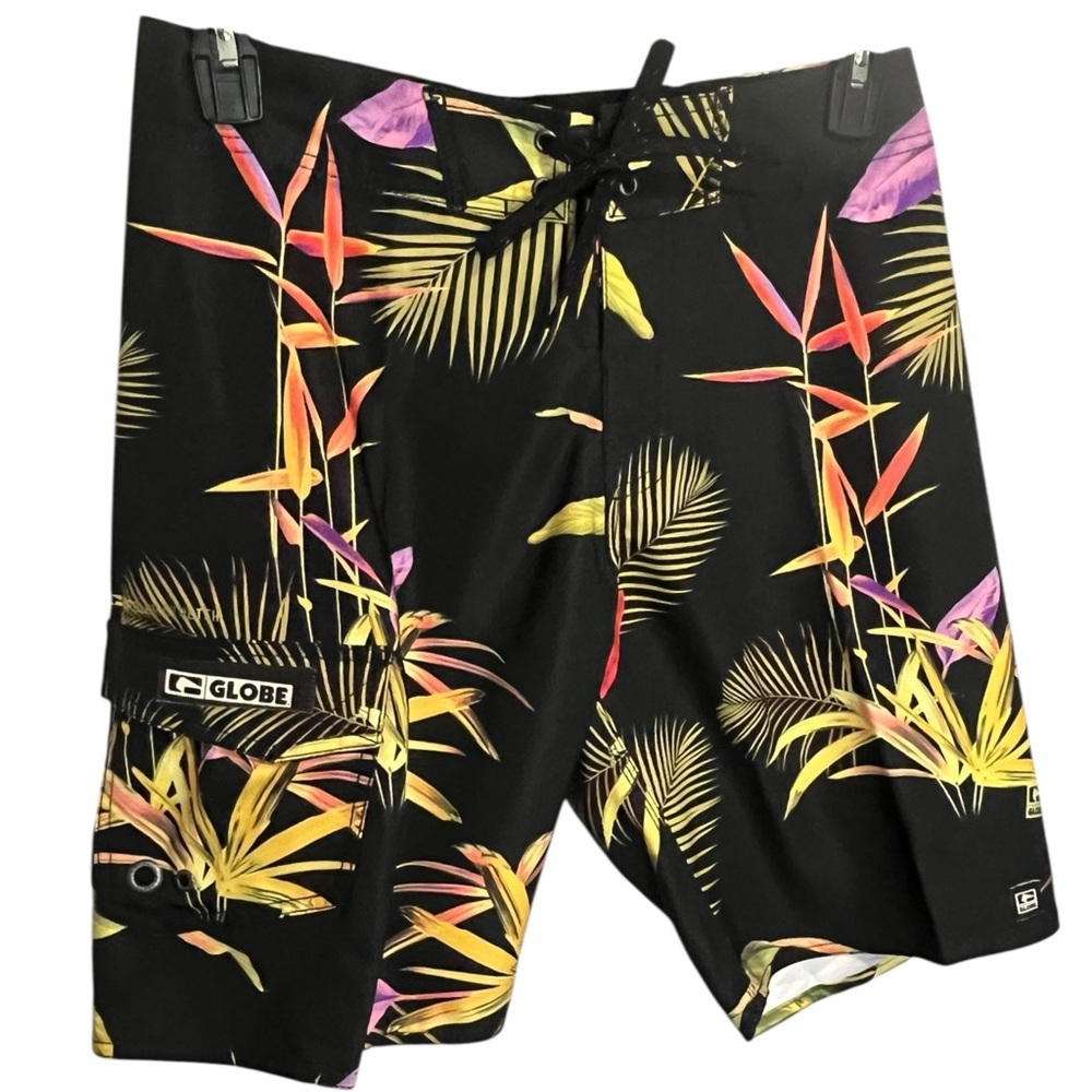 Globe Men's Tropical Black Board Shorts